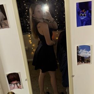 Abercrombie and Fitch, cute mini black flare dress🖤